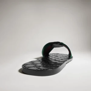 Riviera Slide Sandal