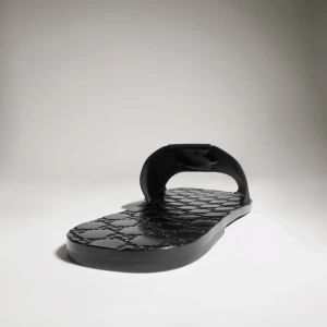 Riviera Slide Sandal
