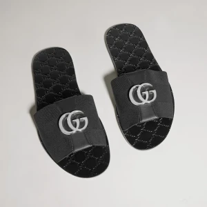 Riviera Slide Sandal