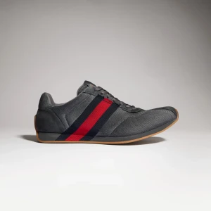 Gucci Tempo Sneaker
