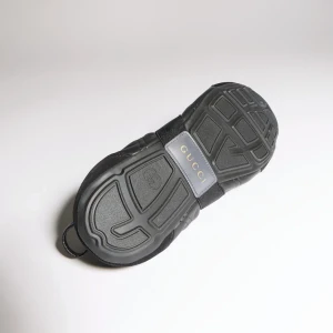 Flex Sneaker