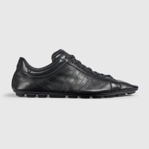 Lace-Up Driver