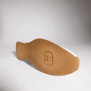 Gucci Tempo Sneaker