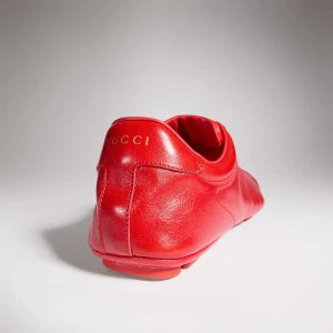 Lace-Up Driver