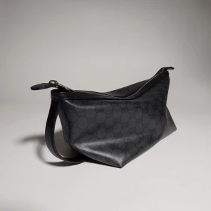Gucci Essence Classic Small Toiletry Case