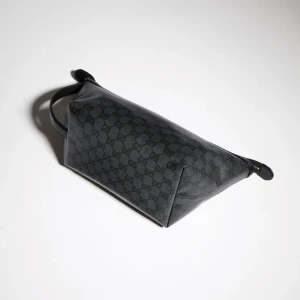 Gucci Essence Classic Small Toiletry Case