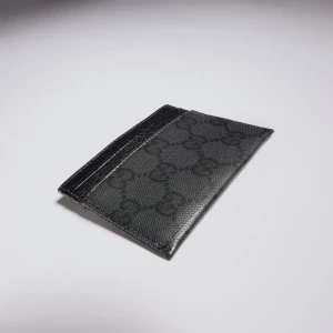 Gucci Essence Classic Card Case