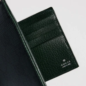 Gucci Essence Classic Bi-Fold Wallet