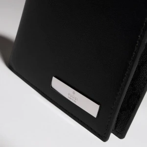 Coin Wallet With Metal Tag