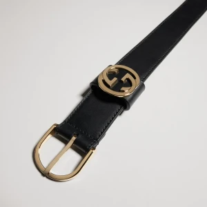 Belt With Round Buckle