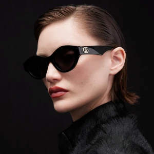 Cat-Eye Frame Sunglasses