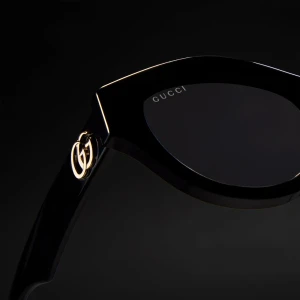 Cat-Eye Frame Sunglasses
