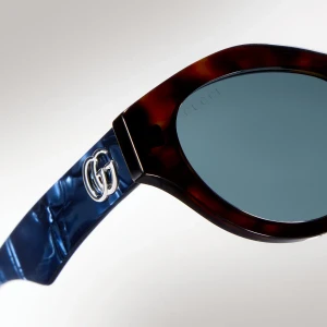 Cat-Eye Frame Sunglasses