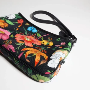 Gossip Small Shoulder Bag