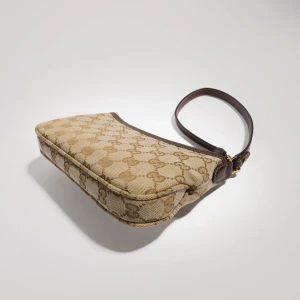 Gossip Small Shoulder Bag