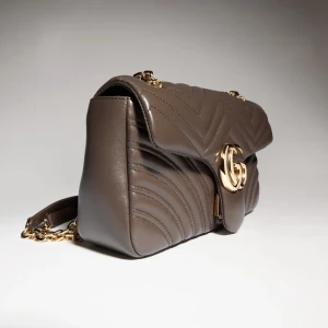 Gg Marmont Medium Shoulder Bag