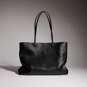Gucci Ny Large Tote Bag