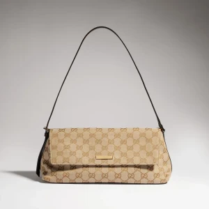 Madison Medium Shoulder Bag