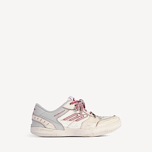 Hamptons Medium Worn-Out Sneaker