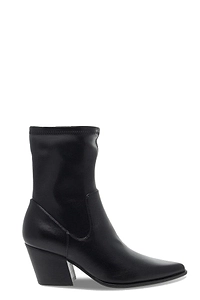 Steve Madden Booties Black