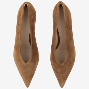 Le Monde Beryl Suede Pumps