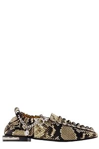 Toga Pulla Aj 1515 Chain Detail Flat Shoes