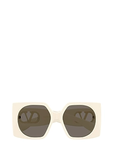 Valentino Eyewear Oversized Square Frame Sunglasses