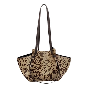 Yuzefi Mochi Printed Shoulder Bag