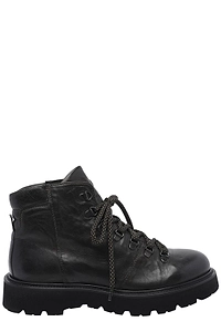 Pawelk's Lace-Up Ankle Boots