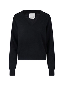 Sa Su Phi V-Neck Knitted Sweater