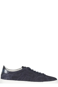 Gloria Low-Top Sneakers