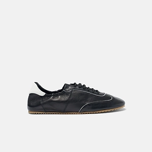 Riley Low-Top Sneakers