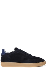 Akira Low-Top Sneakers
