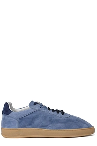 Akira Low-Top Sneakers