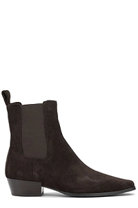 Strategia Low Heel Chelsea Boots