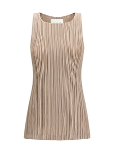 Wavy Pleated Sleeveless Top