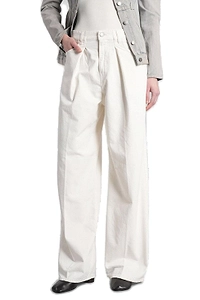 Pleated Wide Leg Jeans
