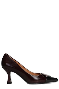 Pointed Toe Slip On Pumps