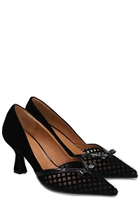 Isabel Ferranti Pointed Toe Slip On Pumps