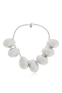 Oval Shape Raisin Detailed Necklace