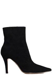 Lola Cruz Pointed Ankle Boots