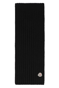 Moncler Logo Patch Knitted Scarf
