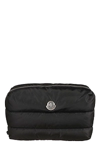 Moncler Logo Plaque Zip-Up Quilted Beauty Case