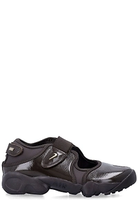Nike Air Rift Sneakers