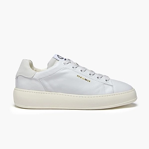 Noova Low-Top Sneakers