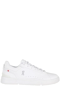 The Roger Advantage Low-Top Sneakers