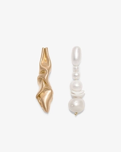 Completedworks Notsobig Crumple Earrings