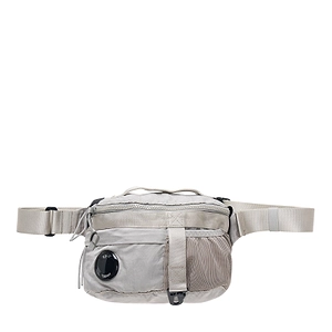 Logo Detailed Zipped Belt Bag