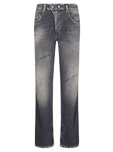 Diesel 1998 D-Buck-Z-Yu Distressed Jeans