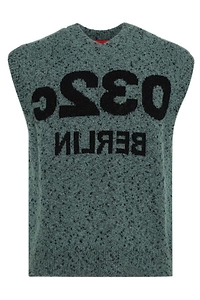 032C Selfie Vest